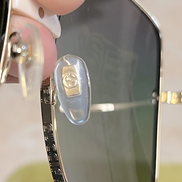 Like New Gucci “Guccify” Tiger Square Sunglasses w/ case and cloth (Unisex) - Picture 7 of 8